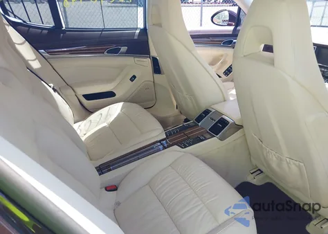 2012 Porsche Panamera S z USA, uszkodzony, nr VIN WP0AB2A75CL060106